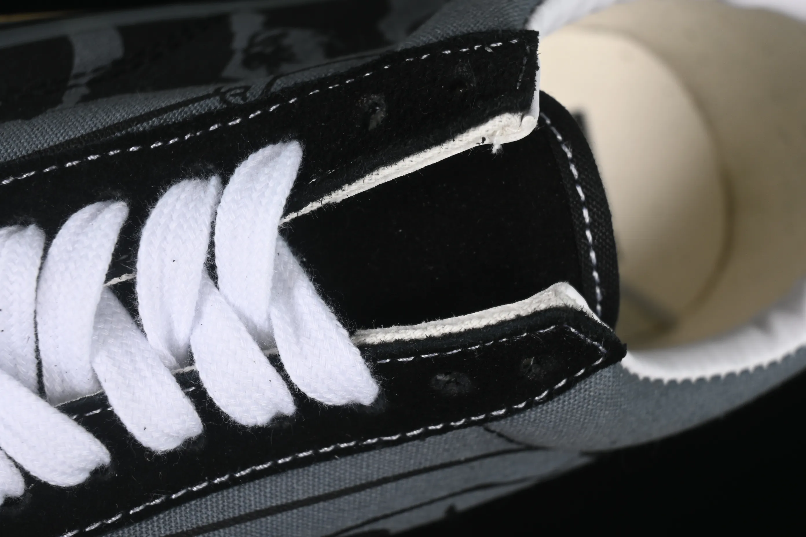 All categories Vans Vans series Vans Low Vans low-top Vans Premium x Hanai high-end branch artist joint series low-top casual sneakers VN000D56BN5